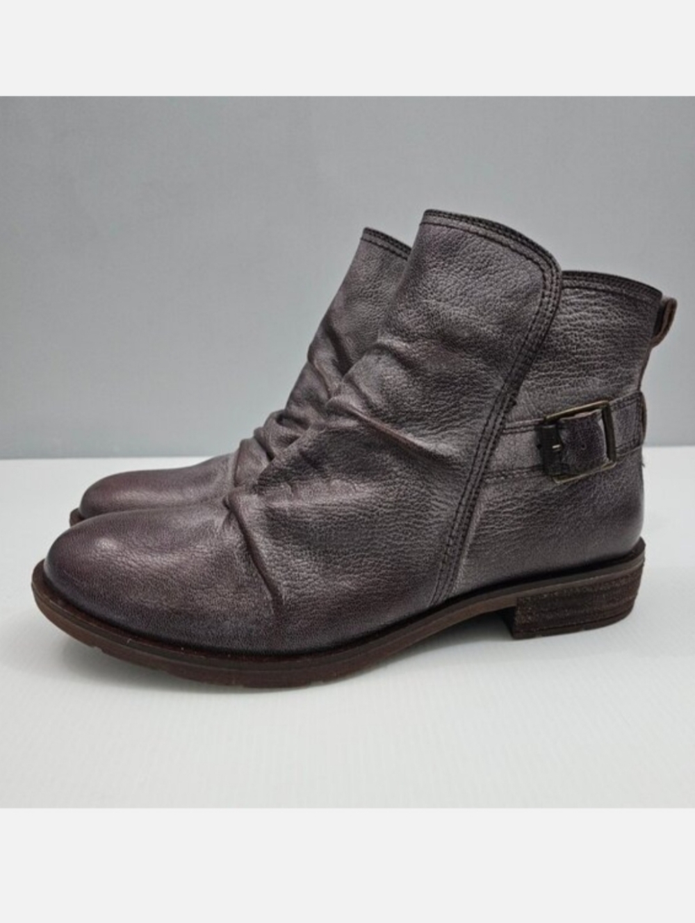 Sofft Brookdale Ankle Boot Women 9 Brown Gray Leather Slouch Low Heel Buckle NEW